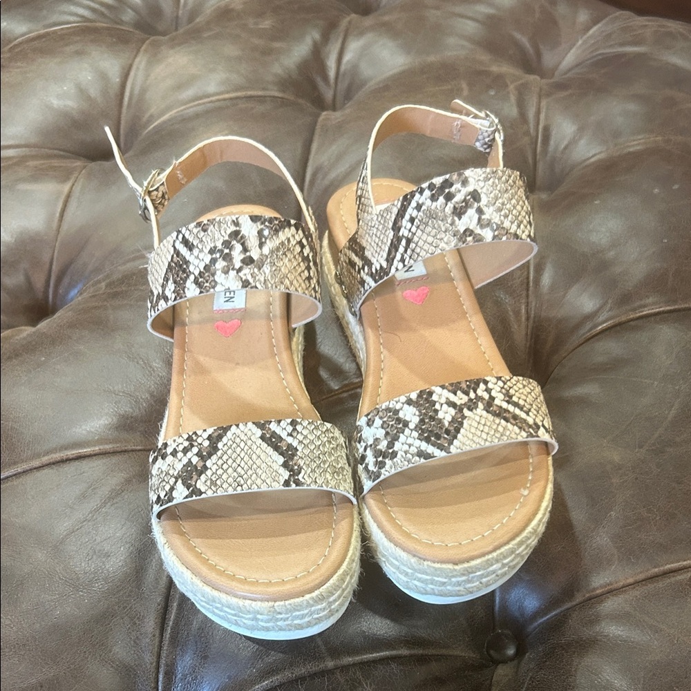 Steve Madden Snakeskin Patterned Sandals